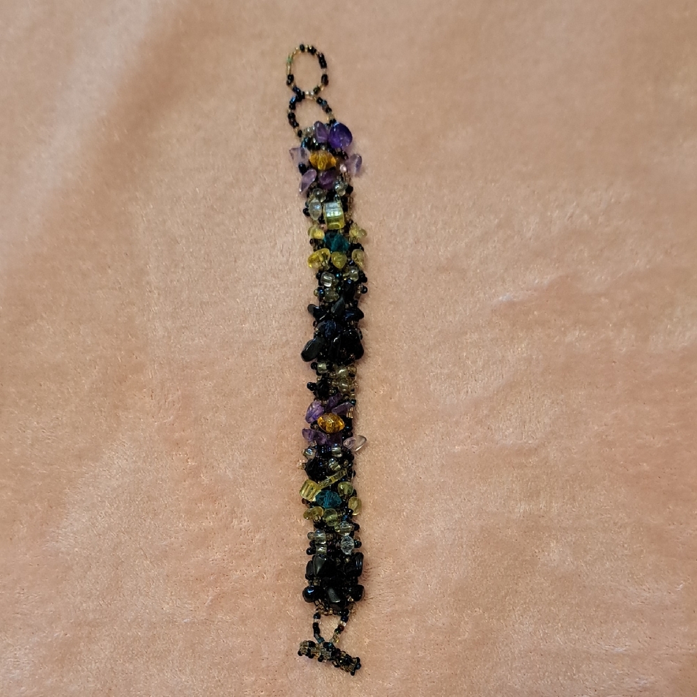 Elegant Multicolor Beaded Bracelet